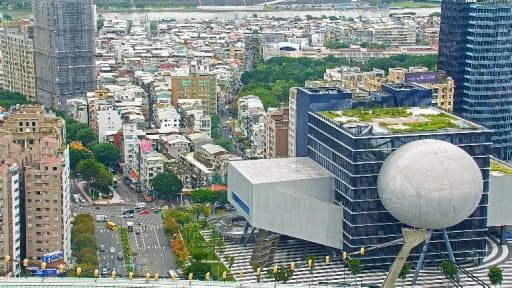 Taipei from Jiantan Mountain webcam